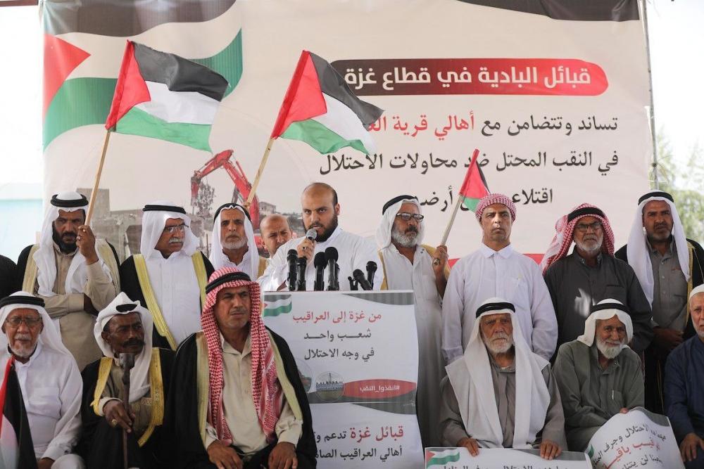 The arrest of the sheikh of the village of Al-Araqib and his wife inside the occupied interior is denounced by the Bedouin tribes in Gaza.