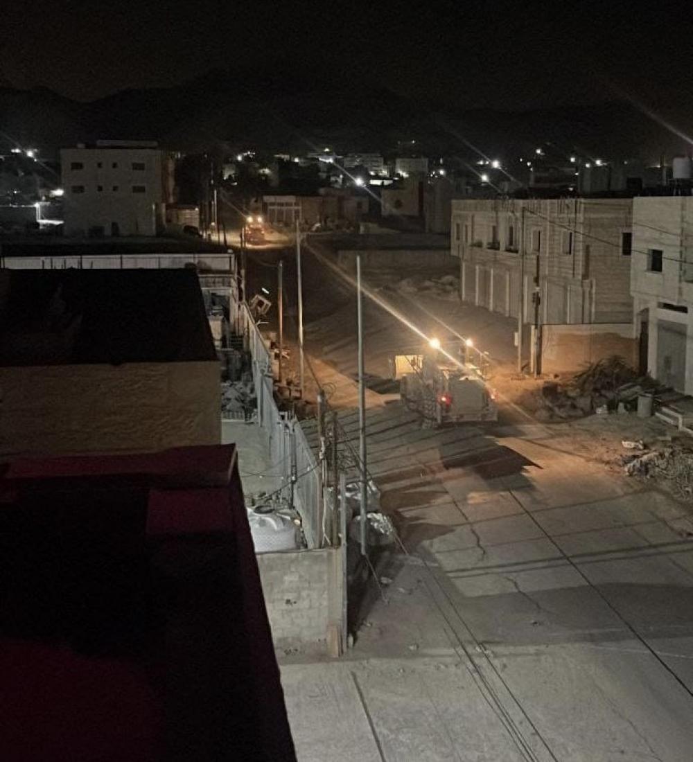 arrests and injuries. Aqabat Jaber camp in Jericho was the target of a huge Israeli attack.