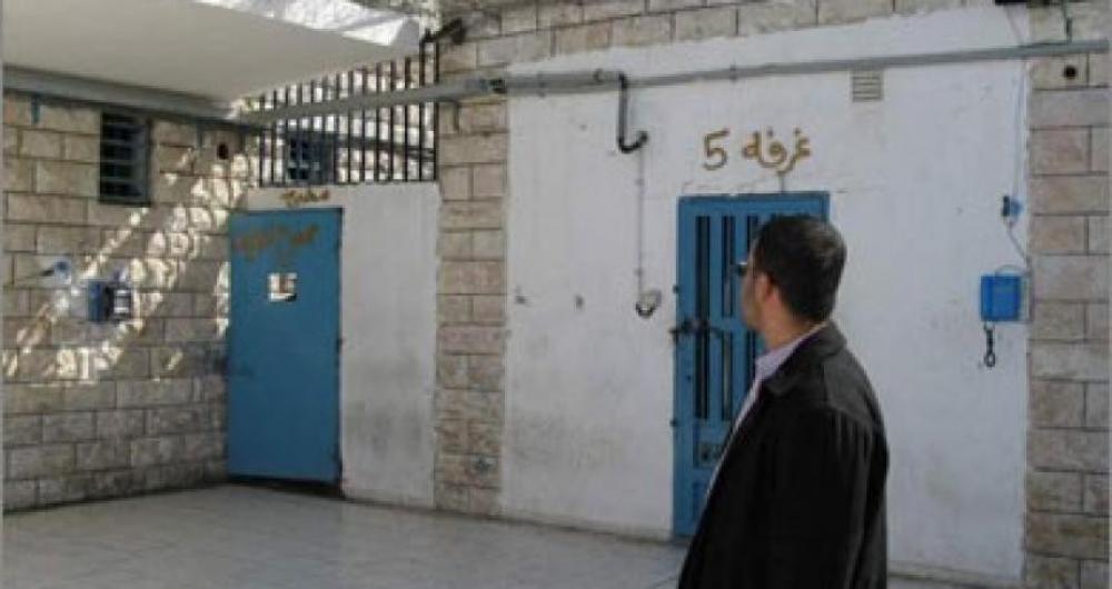 لليوم السادس يواصل سبعة من السجناء السياسيين في سجن الجنيد إضرابهم عن العمل.