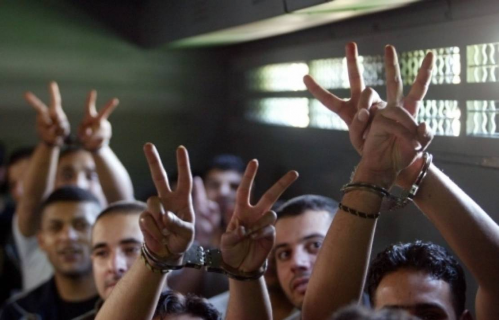 يتم نقل العديد من معتقلي عوفر إلى سجن نفحة أثناء الاحتلال.