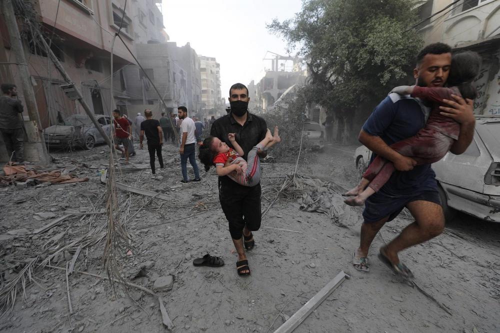 الأورومتوسطي: "إسرائيل" قتلت العشرات من الأشخاص الذين حاولوا إيصال الإغاثة بالإضافة إلى تقييد دخولها.