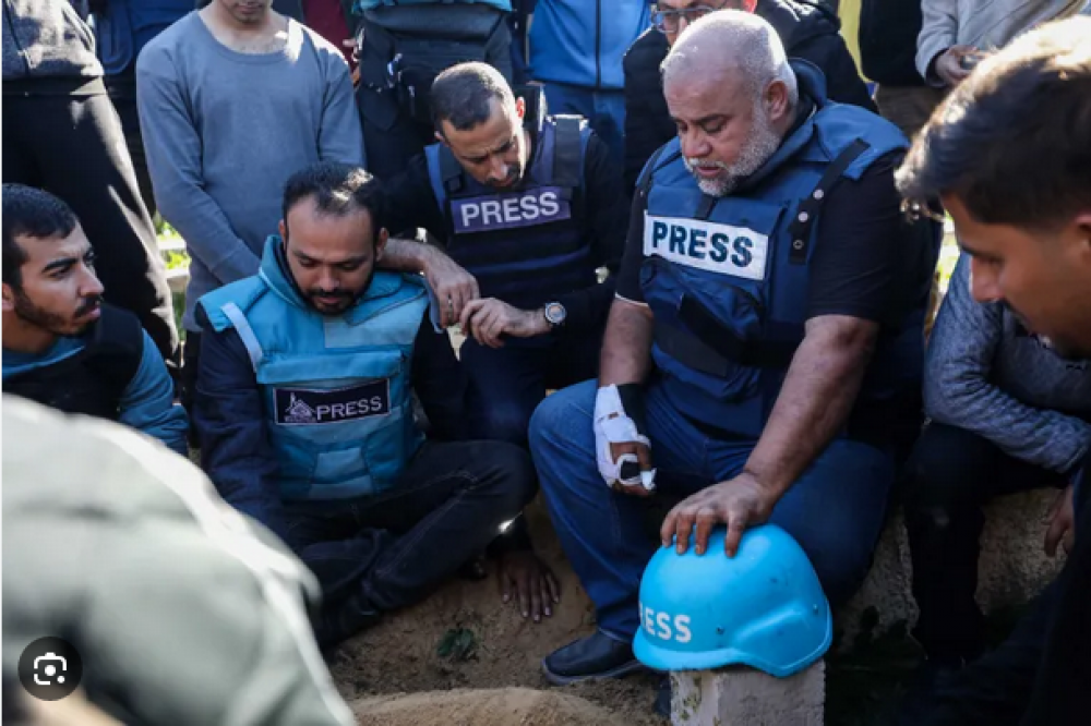 ويصف الدحدوح الصعوبات التي يواجهها الصحفيون في غزة بعد مائة يوم من الأعمال العدائية.