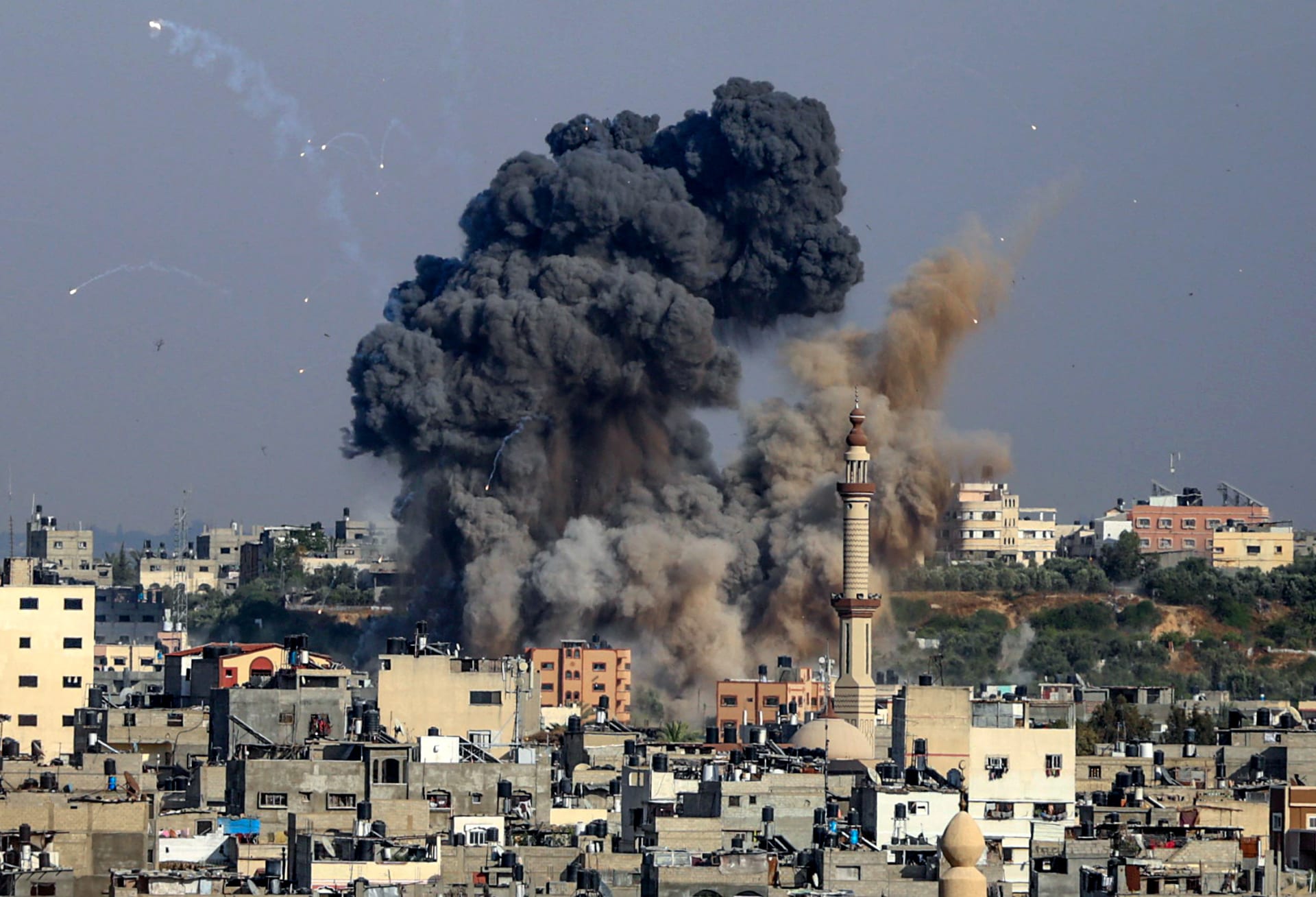 عدد الفلسطينيين الذين قُتلوا جراء القصف الإسرائيلي على غزة: تسعة على الأقل