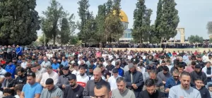 يتوافد آلاف المصلين على المسجد الأقصى المبارك أيام الجمعة، رغم الحصار والقيود التي تفرضها قوات الاحتلال الإسرائيلي.